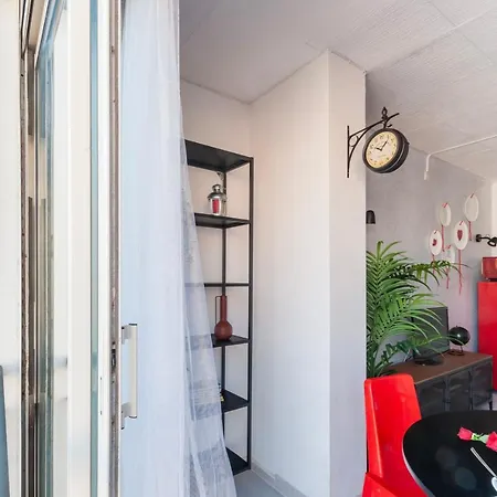 Estudio En 1ª Linea Con Vistas Al Puerto Deportivo By Insidehome