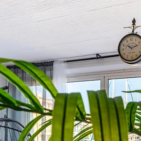 Estudio En 1ª Linea Con Vistas Al Puerto Deportivo By Insidehome Apartamento Empuriabrava